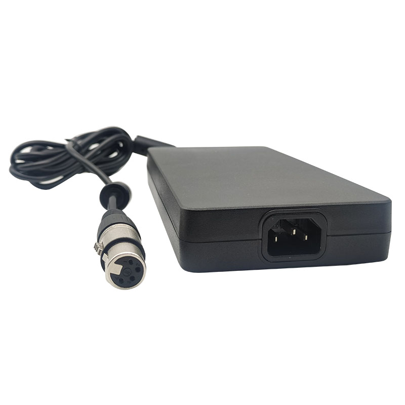 Alimentatore adattatore da 240-330 W